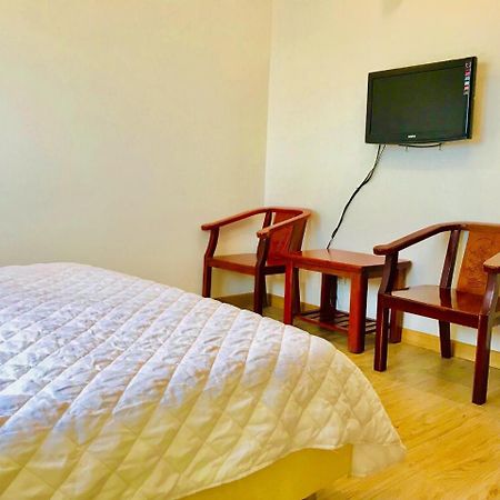 Quynh Anh Hotel Ho Chi Minh City Bagian luar foto