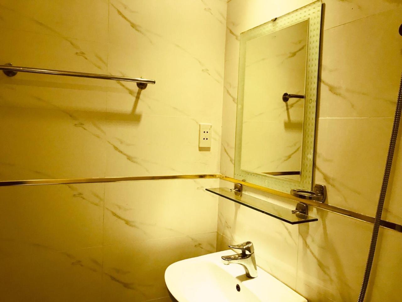Quynh Anh Hotel Ho Chi Minh City Bagian luar foto