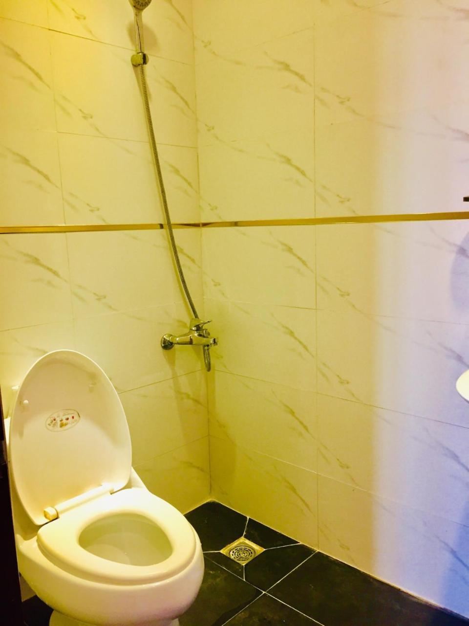 Quynh Anh Hotel Ho Chi Minh City Bagian luar foto
